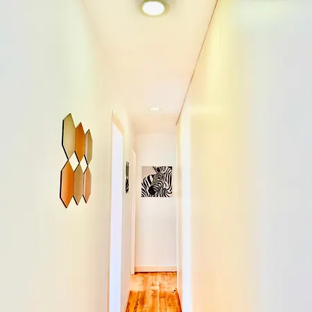 Mouros Center ליסבון